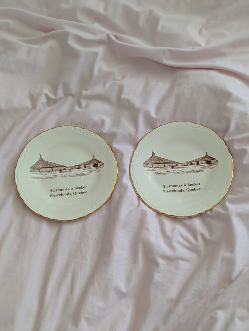 Can Art China Vintage Pierrefonds Quebec Plate Set